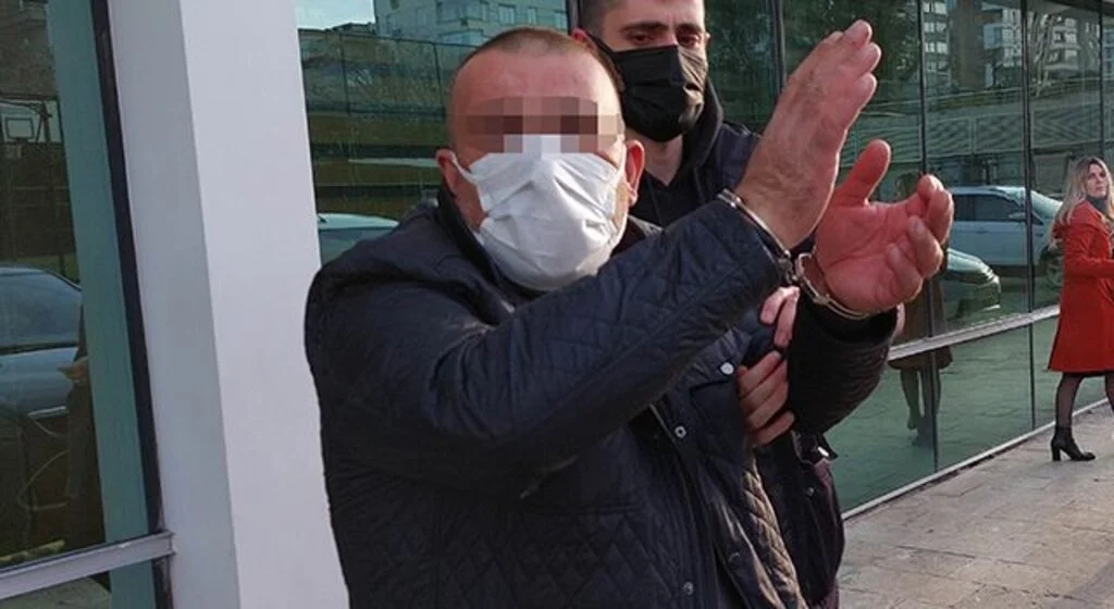 Park halindeki araçtan hırsızlık şüphelisi tutuklandı