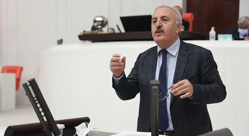 Piyasa 'kangren' 'stokçuluk' arttı