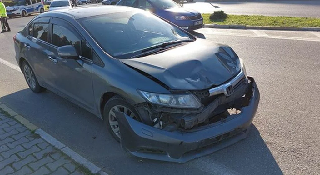 Samsun'da otomobil ile motosiklet çarpıştı: 1 yaralı