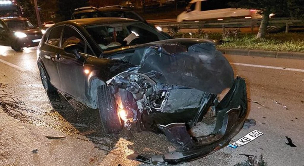 Samsun'da zincirleme trafik kazası: 4 yaralı