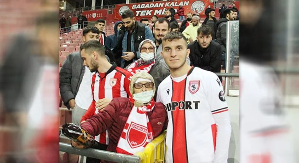 Samsunspor'da Genç Yunus Emre'ye Moral Verdiler