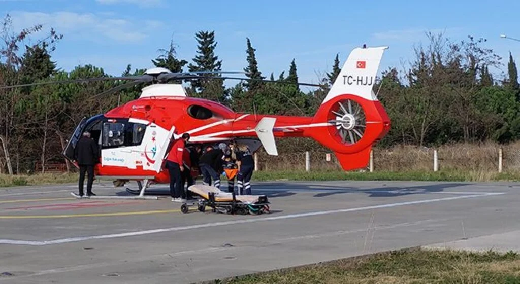 Şantiyede kalp krizi geçiren şahıs ambulans helikopterle hastaneye yetiştirildi