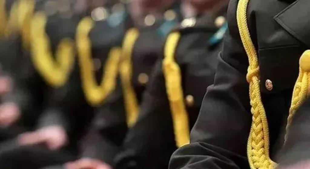 Son Dakika: Resmi Gazete'de yayımlandı! Subay ve astsubaylarla ilgili cinsel hayat ve medeni durum düzenlemesi