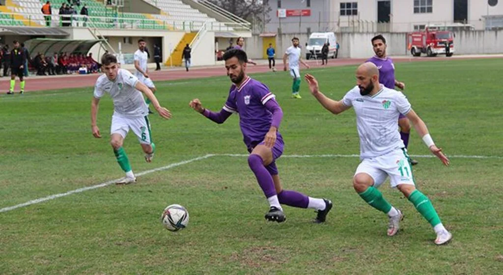 TFF 3. Lig: Çarşambaspor: 2 - Yomraspor: 2