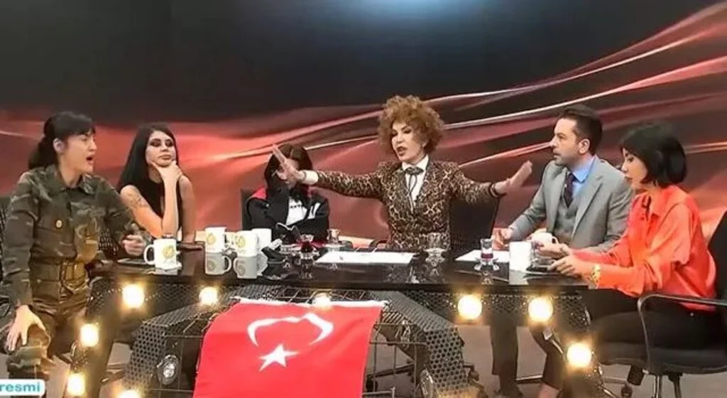 Ülkü Ocakları ve Alperen Ocakları istedi! Tuğba Ekinci programa geri döndü