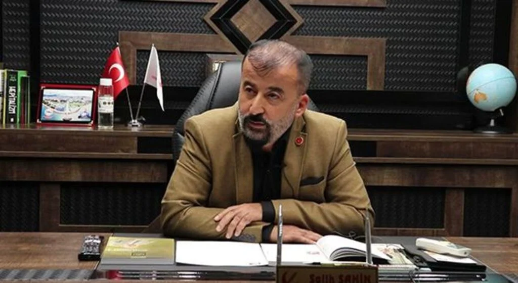 Yeniden Refah sordu: Büyükşehir neden sessiz!