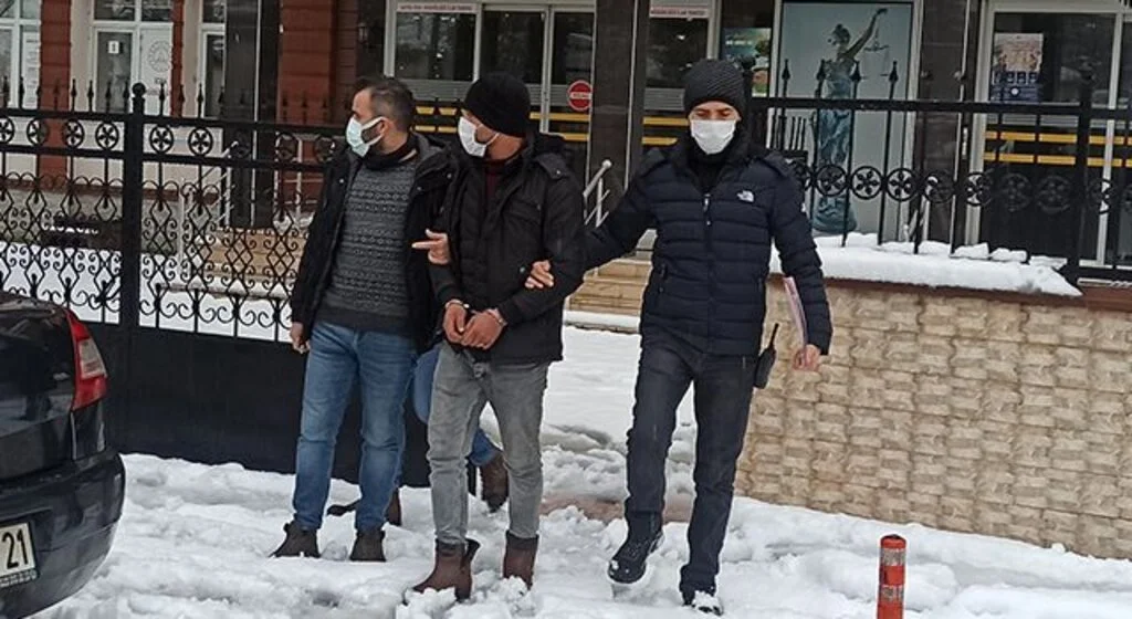 4 yıl 2 ay hapis cezası bulunan şahıs cezaevine gönderildi