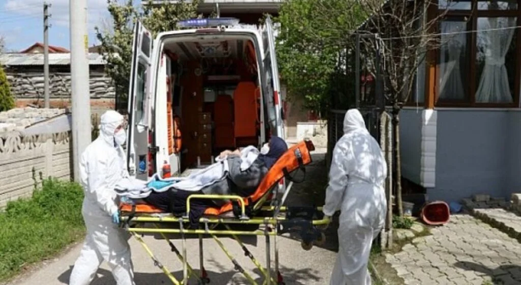 45 bin kişiye hasta nakil ambulans hizmeti