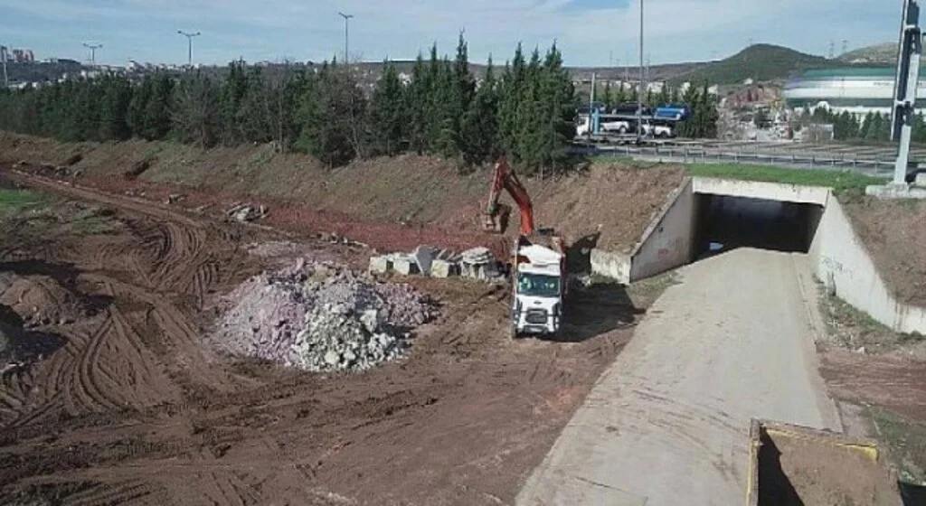 Alikahya Stadyum bağlantı yolunda ilk kazma vuruldu