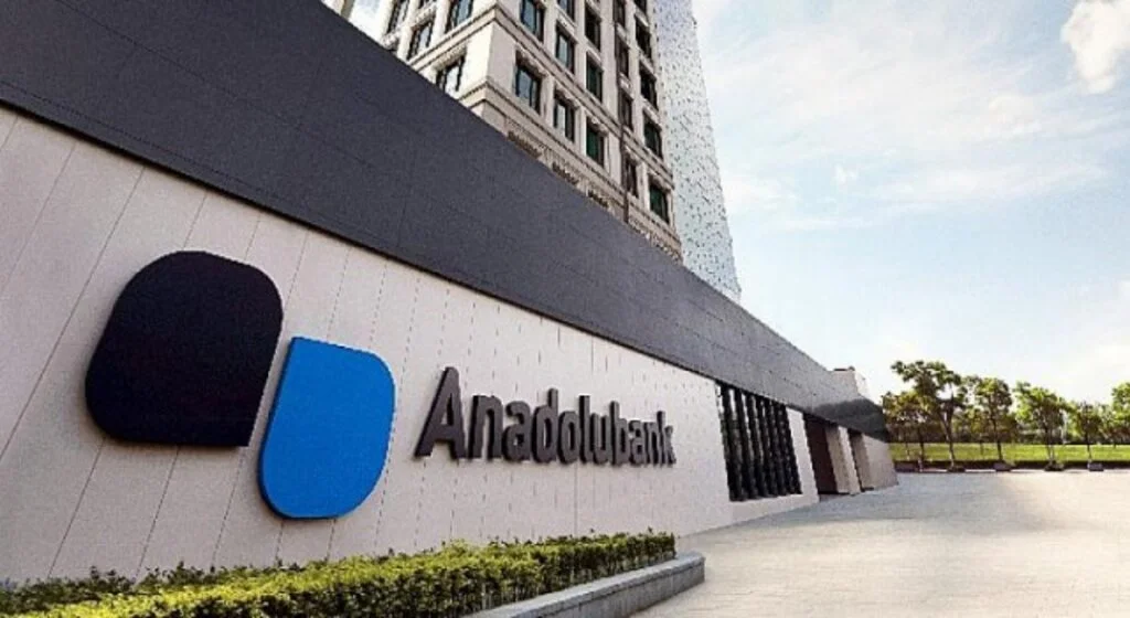 Anadolubank yeni şubesini Alanya’da açtı