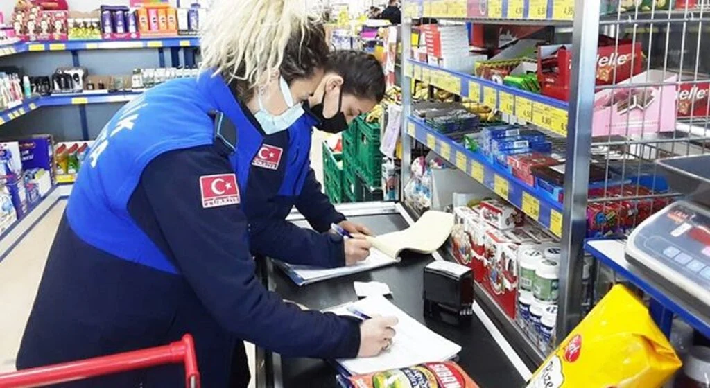 Canik zabıtası denetime devam ediyor