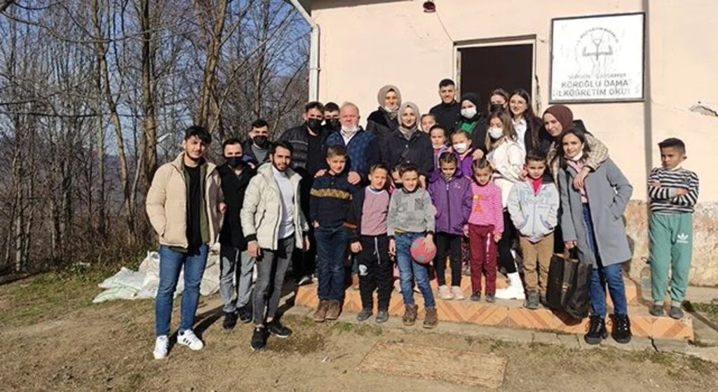 Çarşamba Mesleki Eğitim Merkezi'nden toplum hizmeti