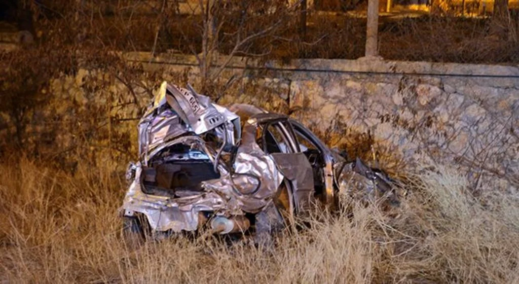 Çorum'da su kanalına düşen otomobilin sürücüsü öldü