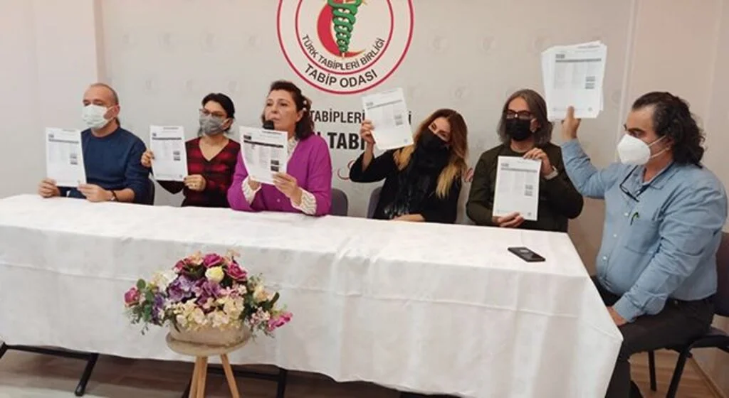 Doktorlardan maaş bordrolu isyan