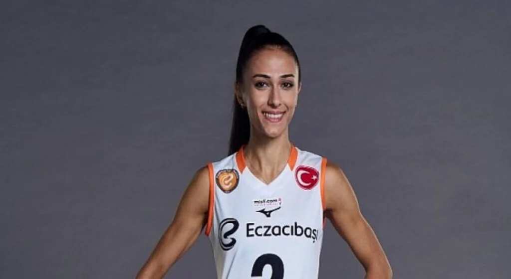 Eczacıbaşı Spor Kulübü ve Dynavit’ten Simge Aköz’lü reklam filmi