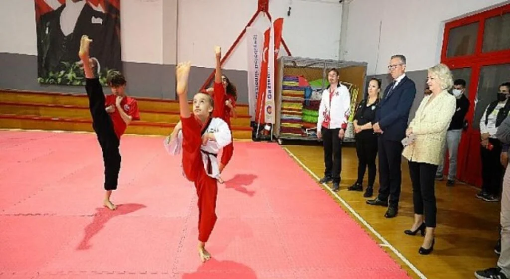 Gaziemirli sporcular 2021 yılında 106 madalya kazandı