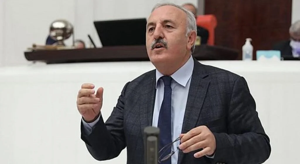 İYİ Parti Samsun Milletvekili Bedri Yaşar: Kaşıkla verdiniz kepçeyle alıyorsunuz
