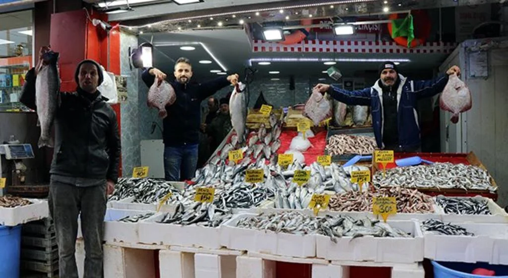 Karadeniz’de en ucuz balığın kilosu 10, en pahalı balığın kilosu 250 TL