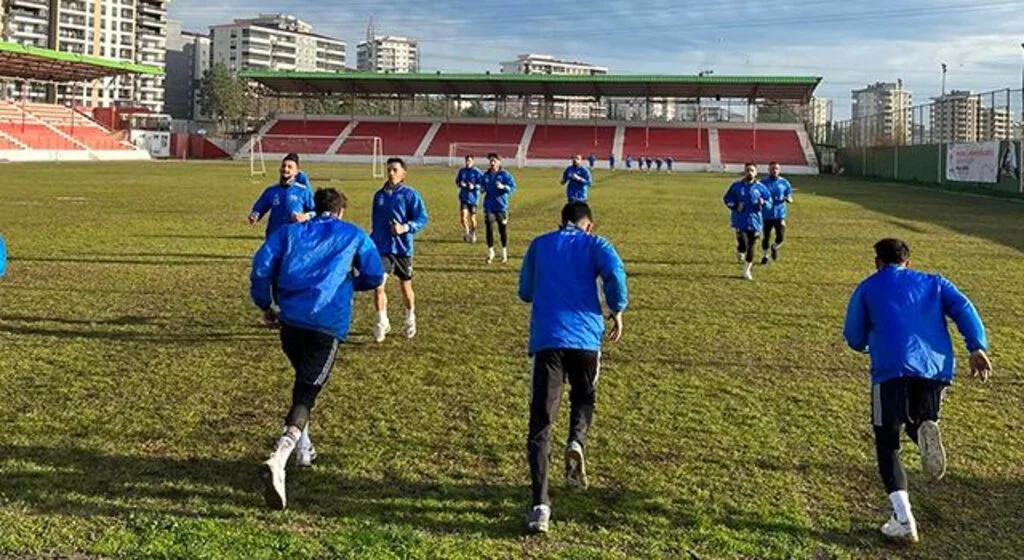 Karasamsunspor Sıkı Çalışıyor