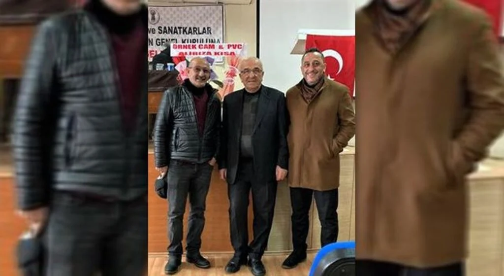 Kavak Esnaf ve Sanatkarlar Odası'nda Ali Rıza Kısa güven tazeledi 
