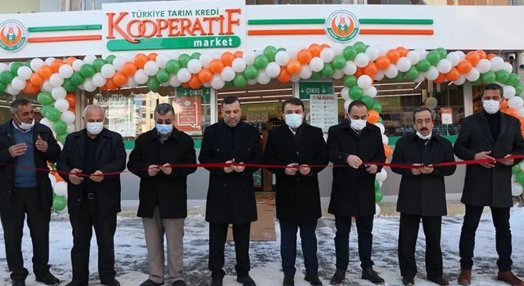 Kavak'ta 'TKK Market' açıldı