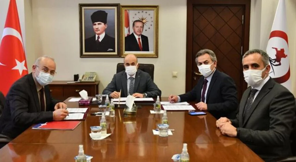 Lisansüstü eğitimde OMÜ-MEM iş birliği