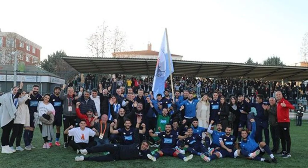 Merzifonspor Antrenörü Ali Alıntaş Şampiyonluğa İnanıyor