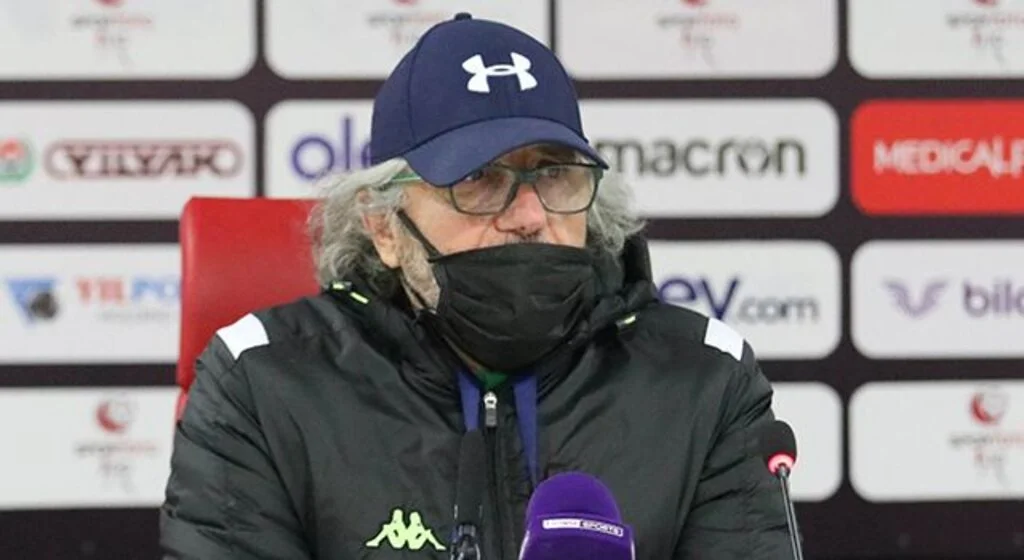 Mustafa Reşit Akçay: “Görevimden ayrılıyorum”