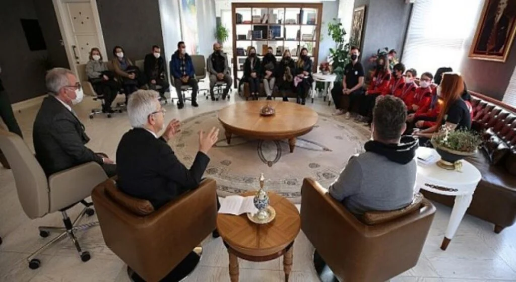 Nilüferli yüzücüler başarılarıyla gururlandırdı