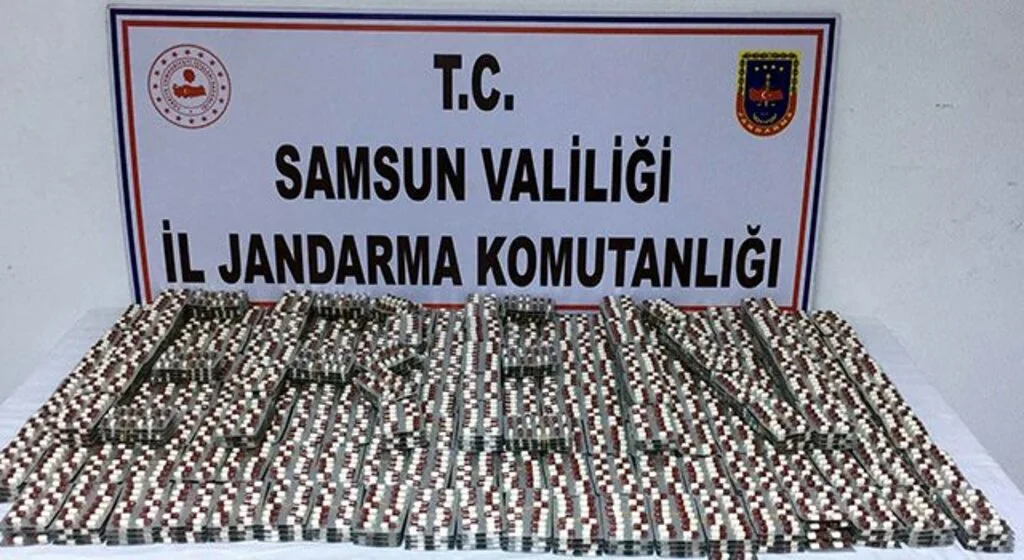 Samsun'da 10 bin 668 adet sentetik ecza ele geçirildi
