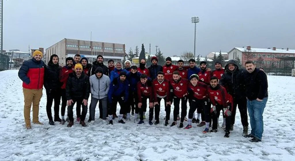 Samsun'da Amatöre Kar Engeli