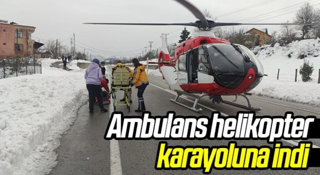 Samsun'da Ambulans helikopter karayoluna indi