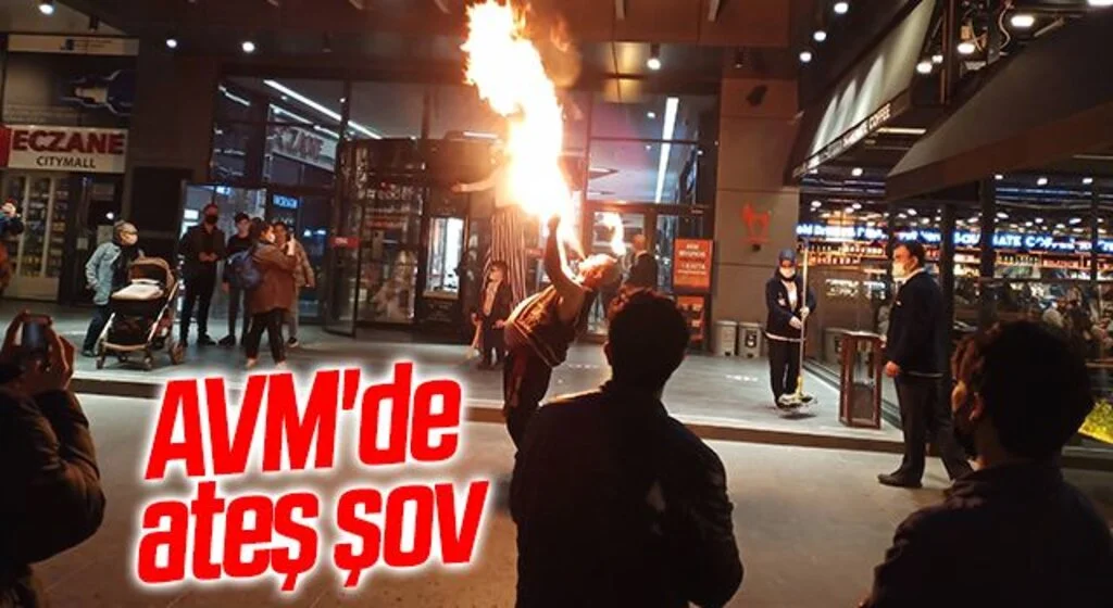Samsun'da AVM'de ateş şov