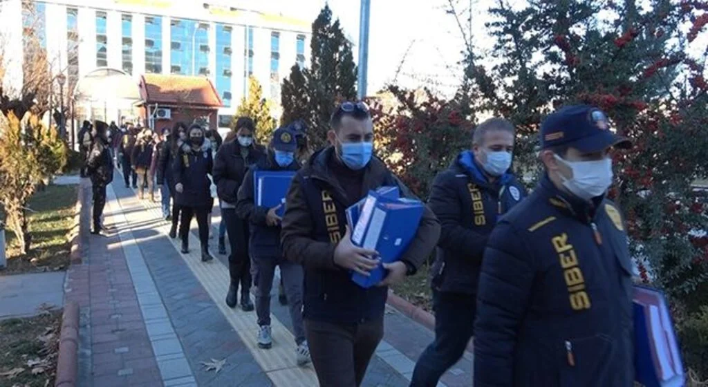 Samsun'da Dolandırıcıları siber ekipleri avladı