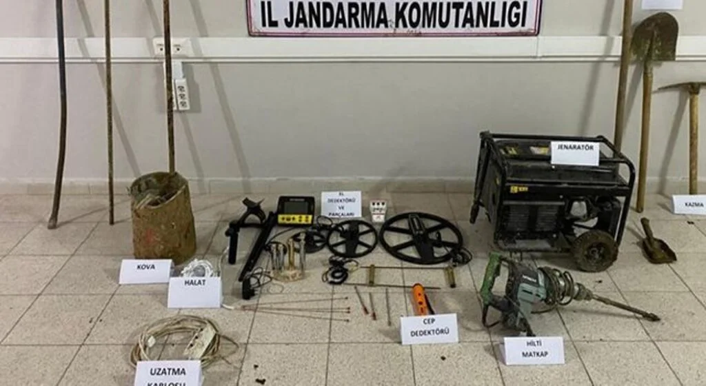 Samsun'da kaçak kazı yapan 7 kişi yakalandı