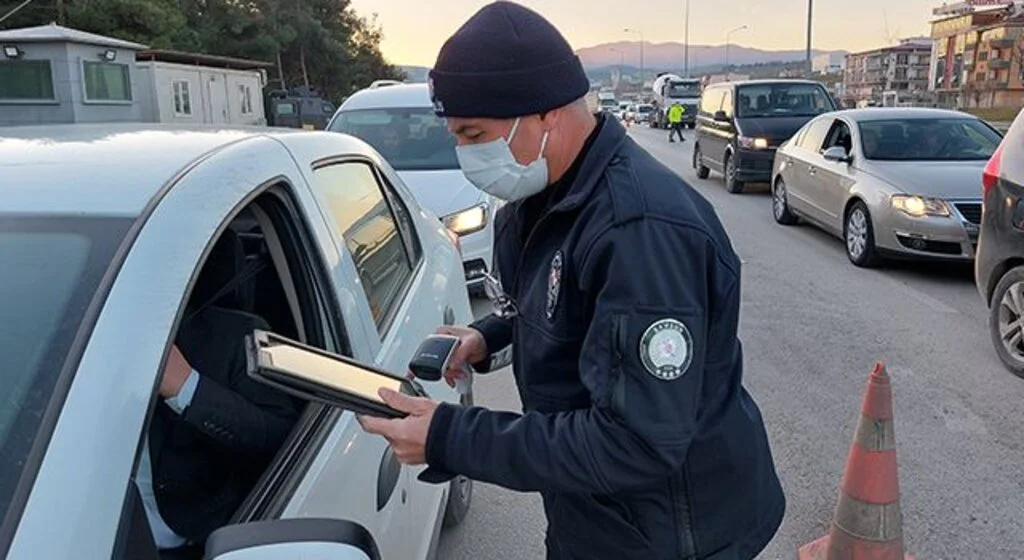 Samsun'da polisten HES ve GBT uygulaması