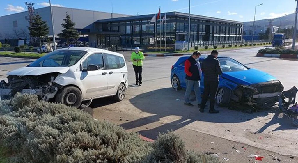 Samsun'da trafik kazası: 3 yaralı