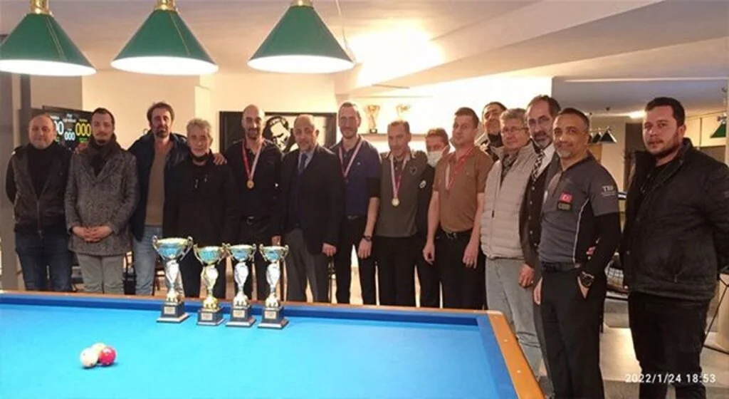 Samsun'da Üç Bant Bilardo Tunuvası Sona Erdi