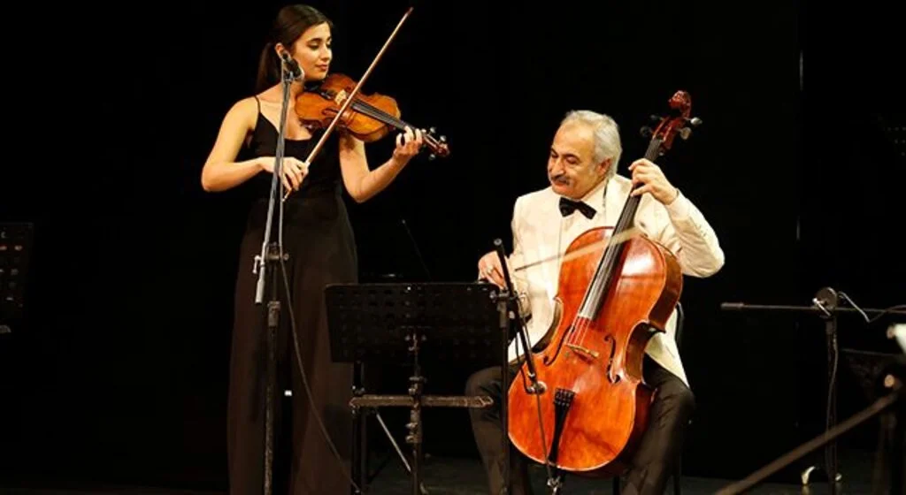"Tango ve Alaturka'da  Valsler" büyüledi
