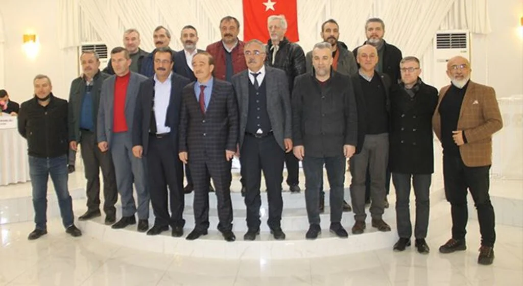 Terziler Odası'nda Enver Yılmaz güven tazeledi