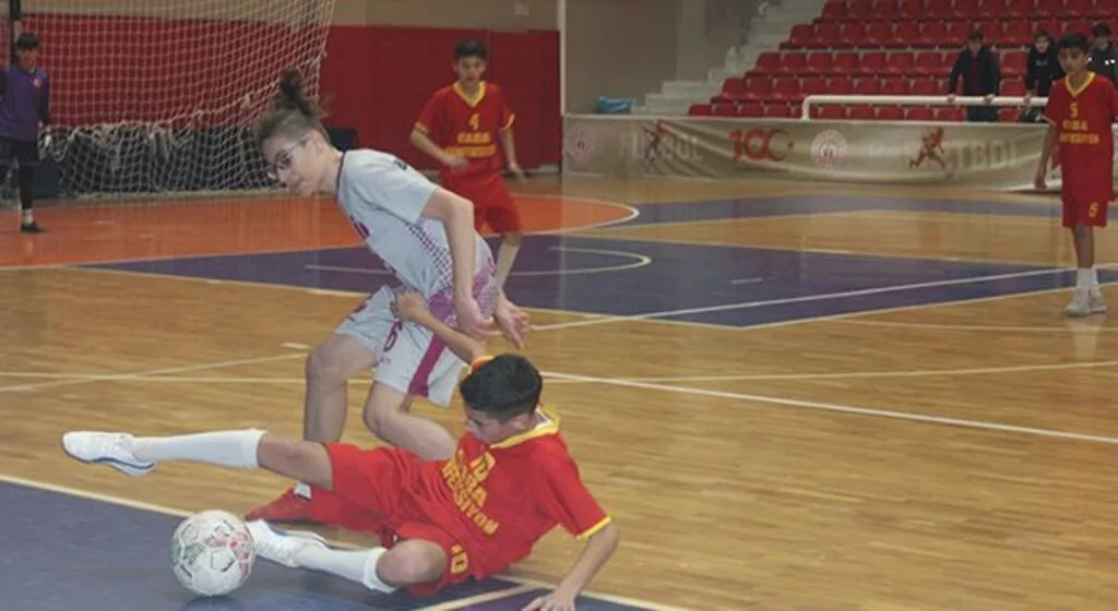 Yıldız Erkekler'de Birincilik Penaltılarla Geldi