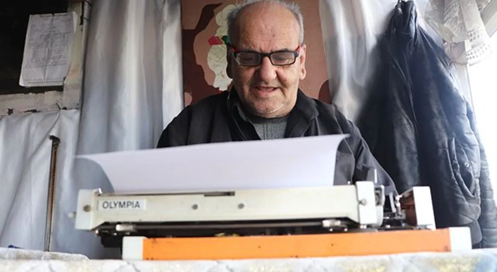 51 yıllık arzuhalci Özgünetey: "Bu işin fazla ömrü yok, en fazla 2 seneye biter"