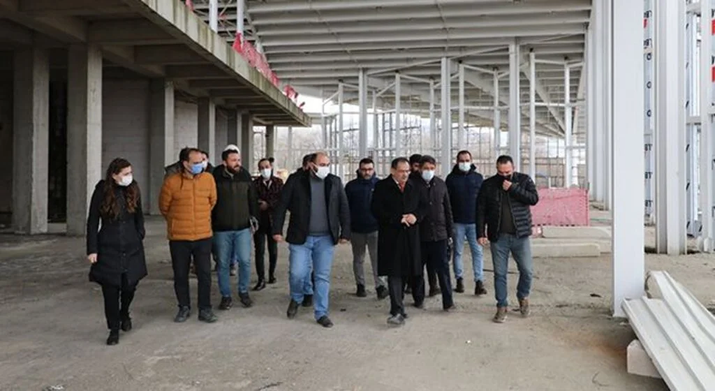 Başkan Demir Bilim Merkezi'ni inceledi