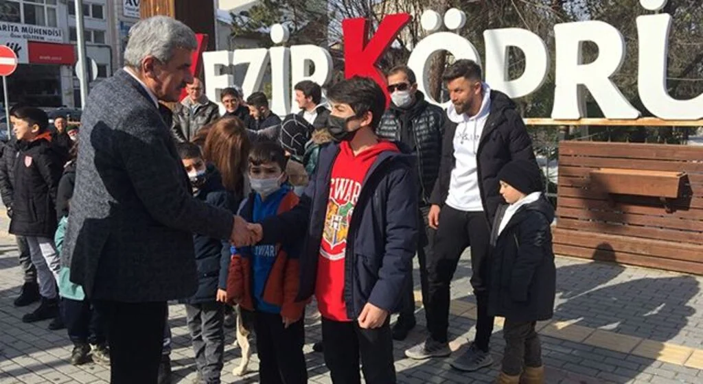 Celil Sağır Futbol Akademi 'Öze' Dokunmaya Devam Ediyor