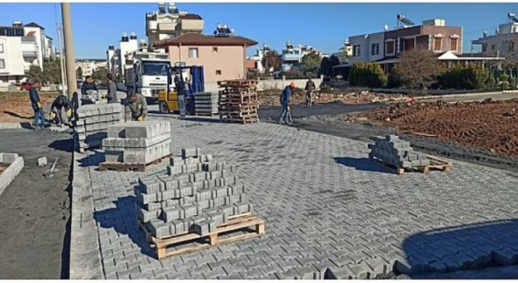 Didim’de Yol Düzenleme Çalışmaları Sürüyor