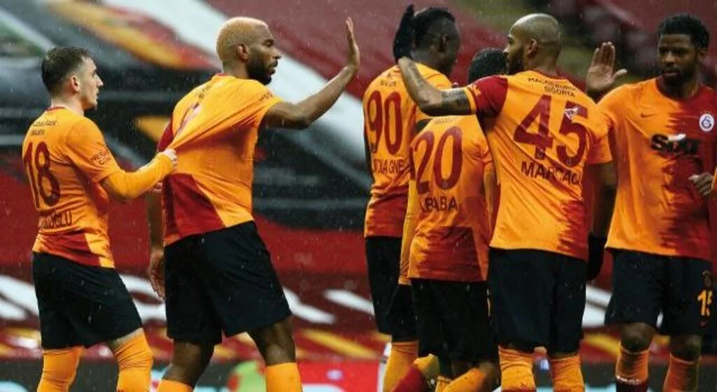 Galatasaray İçin Galibiyet Nağmeleri