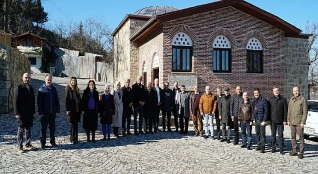 İdebir Üyeleri Gölcük’ün Kültürel ve Sosyal Alanlarını Gezdi