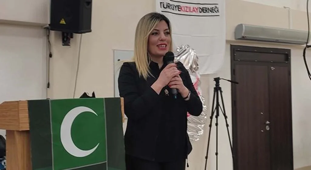 Lise öğrencilerine sigara uyarısı