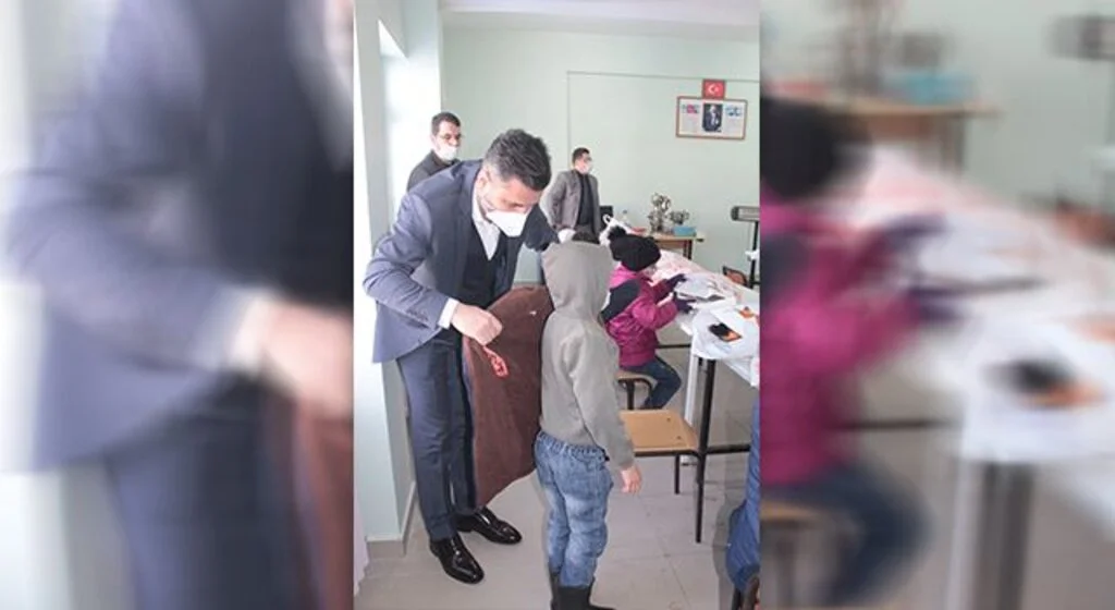 'Minikler Üşümesin' kampanyası büyüyor 