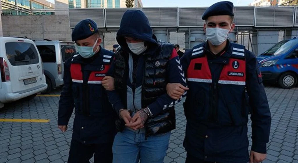Samsun'da 1 kilo metamfetamin ile yakalanan şahıs tutuklandı